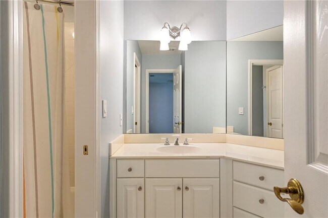 Building Photo - 4027 Stephens Mill Run NE