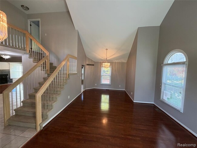 Building Photo - 39588 Squire Rd