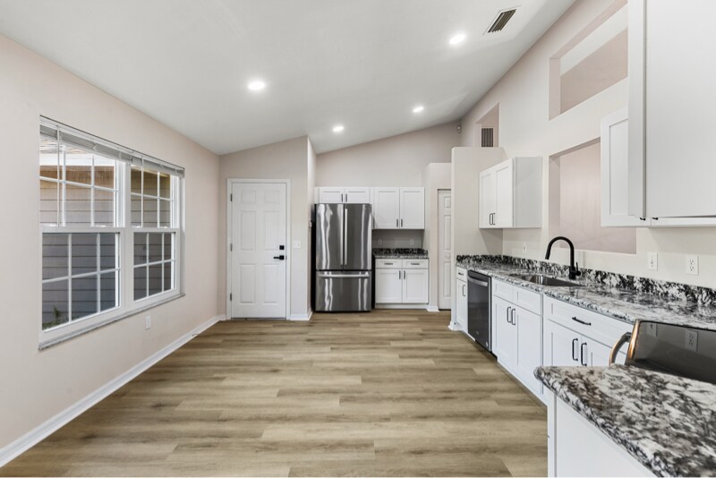 Building Photo - 4155 NW 62nd Ave