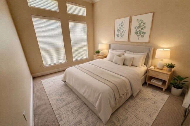 Building Photo - 735 Arlington St