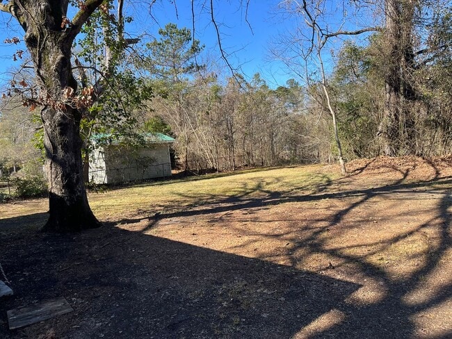 Building Photo - At Last, This Is What You’ve Been Searching For!! Call the office to schedule a tour.