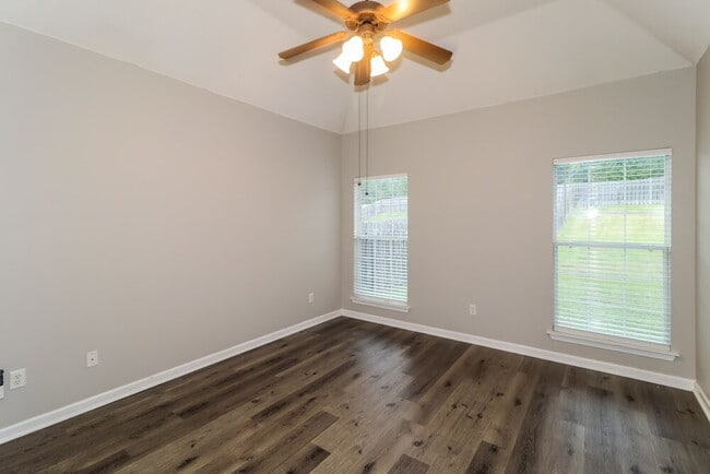 Building Photo - 246 Fairway Trace Dr