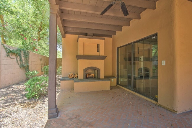 Building Photo - 5724 N 4th Pl