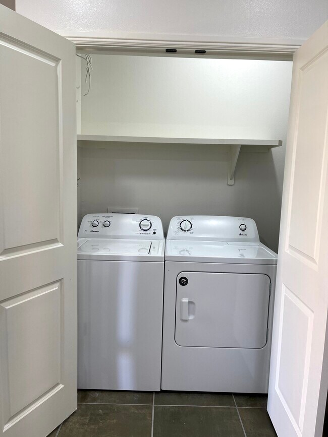 Building Photo - 3807 S Veterans Blvd