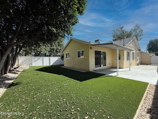 Building Photo - 8101 Sunny Brae Ave