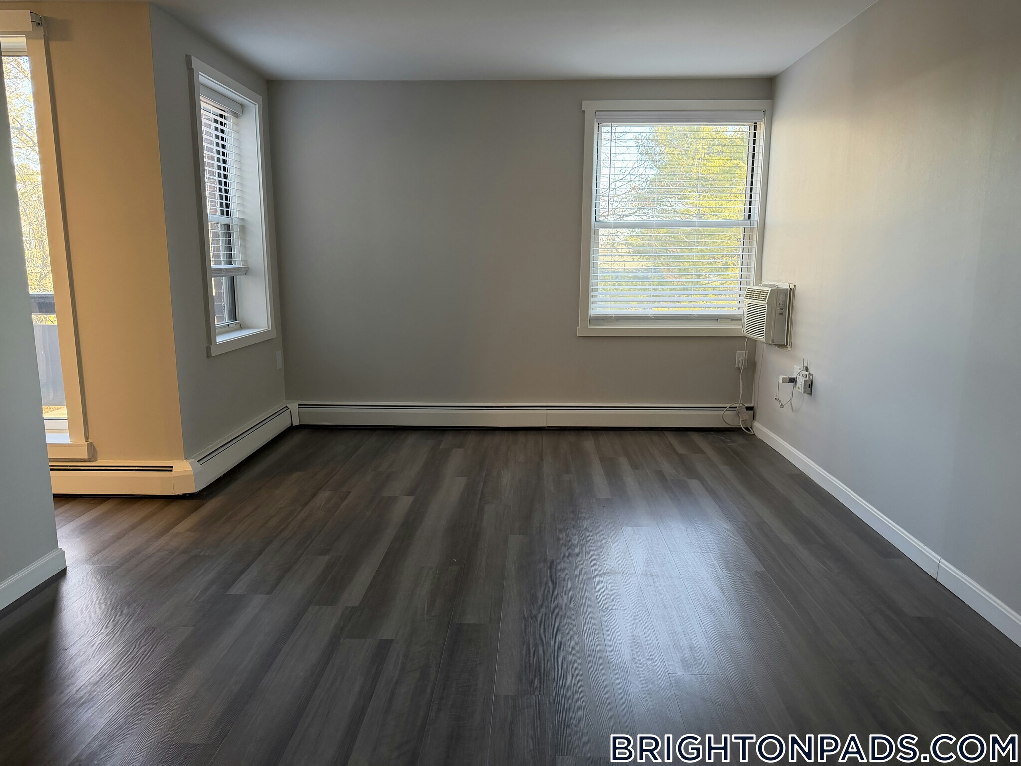 Building Photo - 9 Bronsdon St