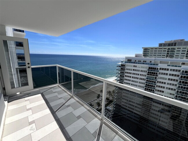 Building Photo - 3500 Galt Ocean Dr