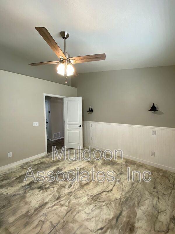 Building Photo - 4184 Coolwater Dr