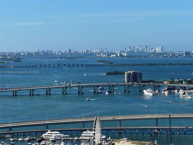 Building Photo - 325 S Biscayne Blvd