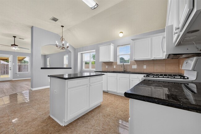 Building Photo - 6407 Granite Springs Ln