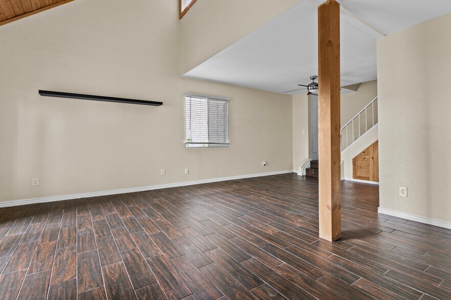 Building Photo - 6007 N 79th Street