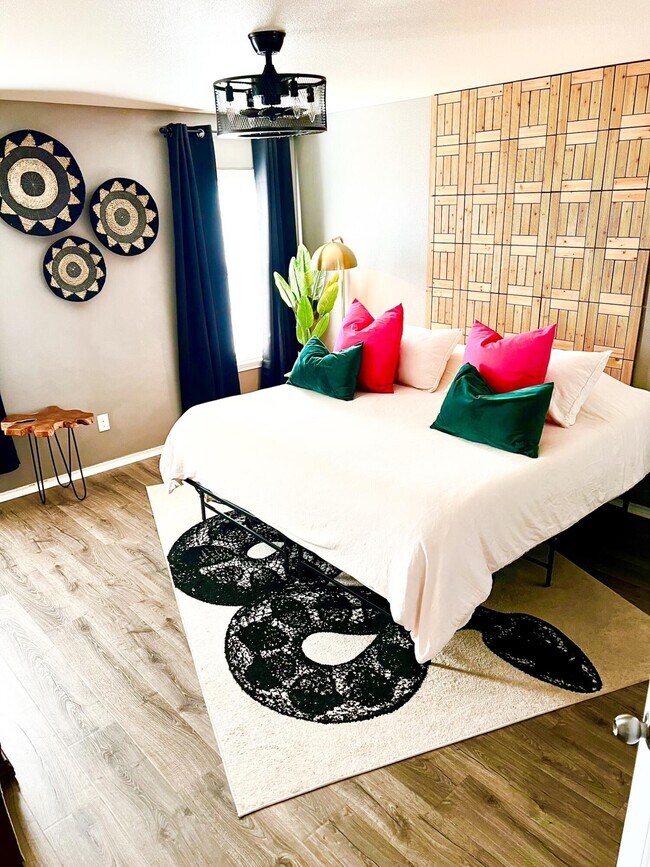 Building Photo - 5725 110th St