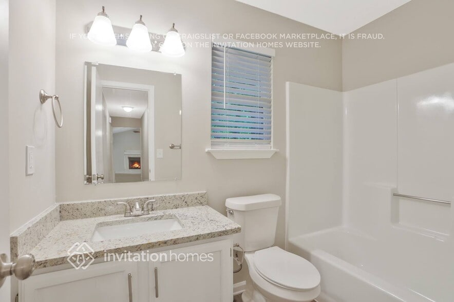 Building Photo - 5757 Plantation Ct