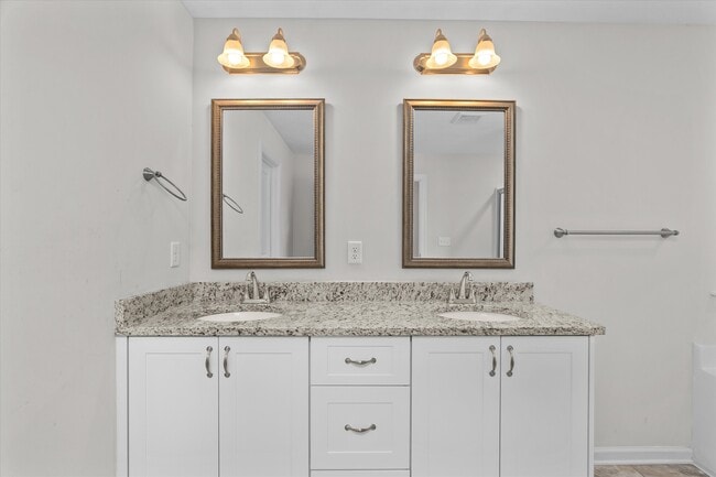 Building Photo - 948 Newburn Dr