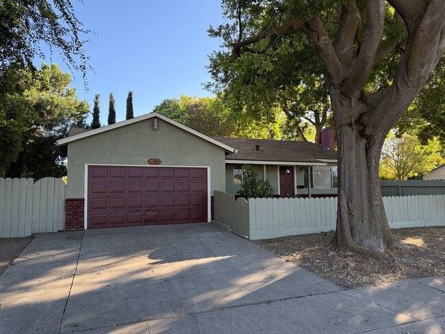 Primary Photo - Recently updated single story home in Mode...