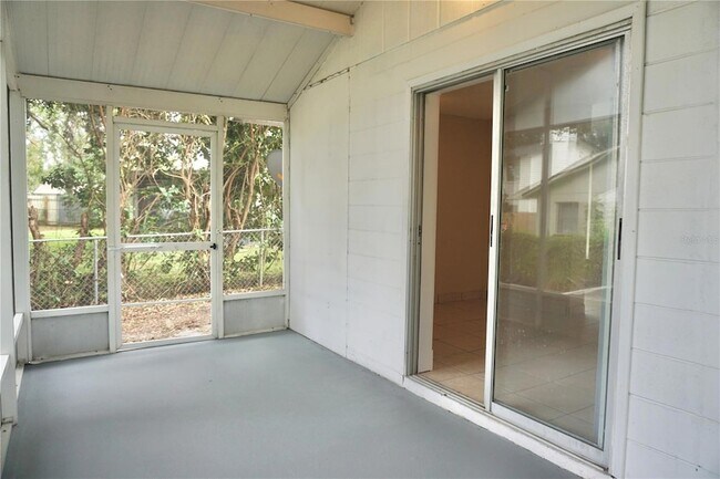 Building Photo - 817 Whisper Lake Ct