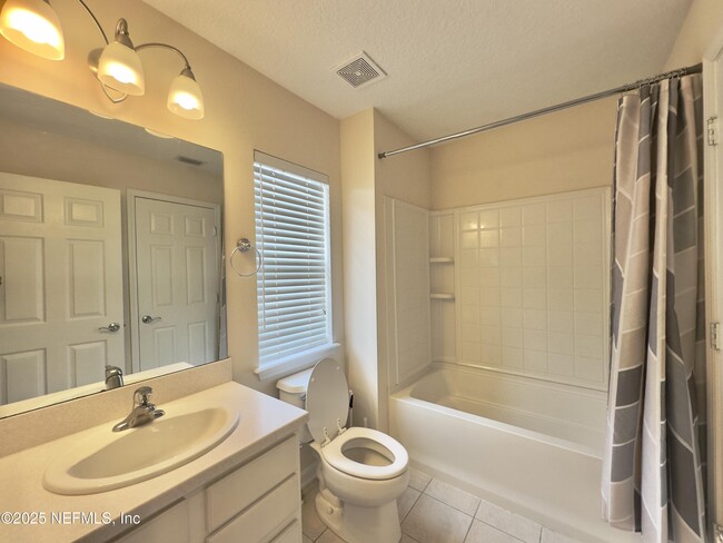 Building Photo - 3737 Windmaker Way