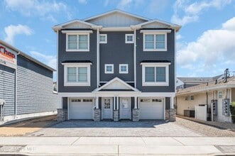 Building Photo - 1503 Grand Central Ave