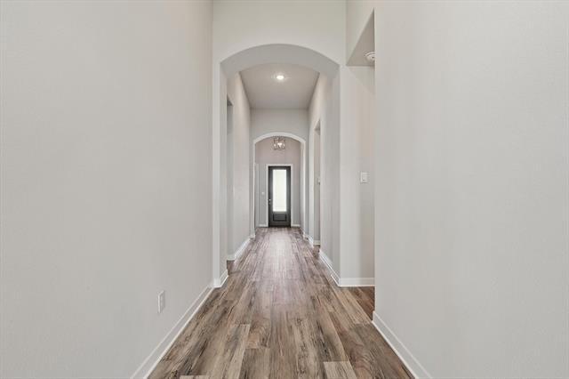 Building Photo - 1613 Chickadee Dr