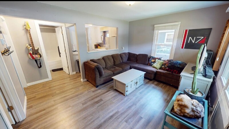 Building Photo - 130 Syril Dr