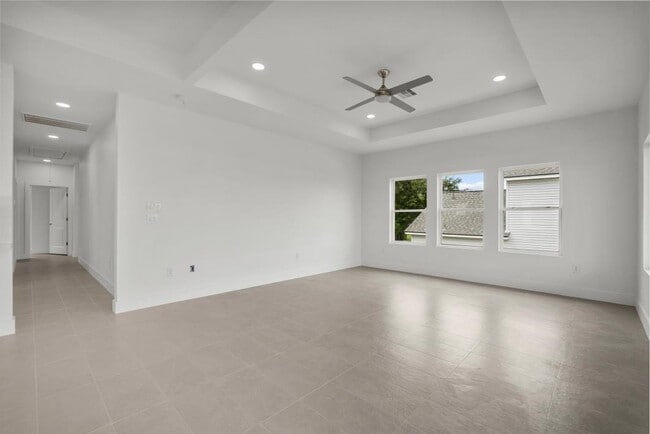 Building Photo - 510 2nd St