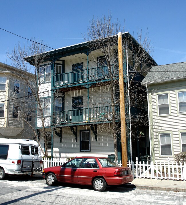 Building Photo - 185 Sayles St