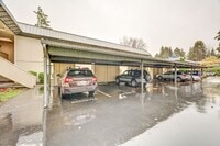 Building Photo - Cozy Condo, Smack-dab in the Middle of Bellevue