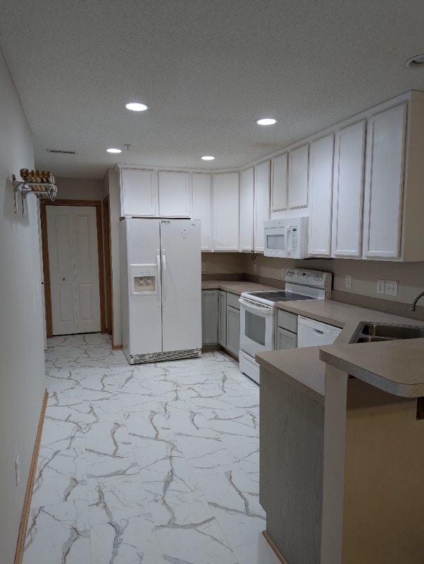 Building Photo - 361 Ojibway Path