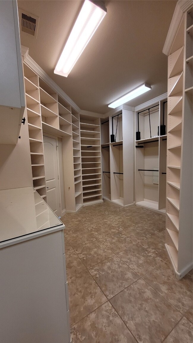 Building Photo - 16818 Talisker Dr