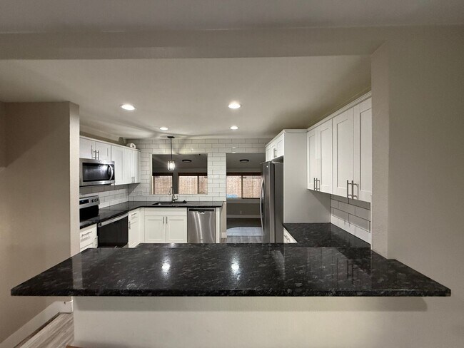 Building Photo - Beautifully upgraded home on Chambers