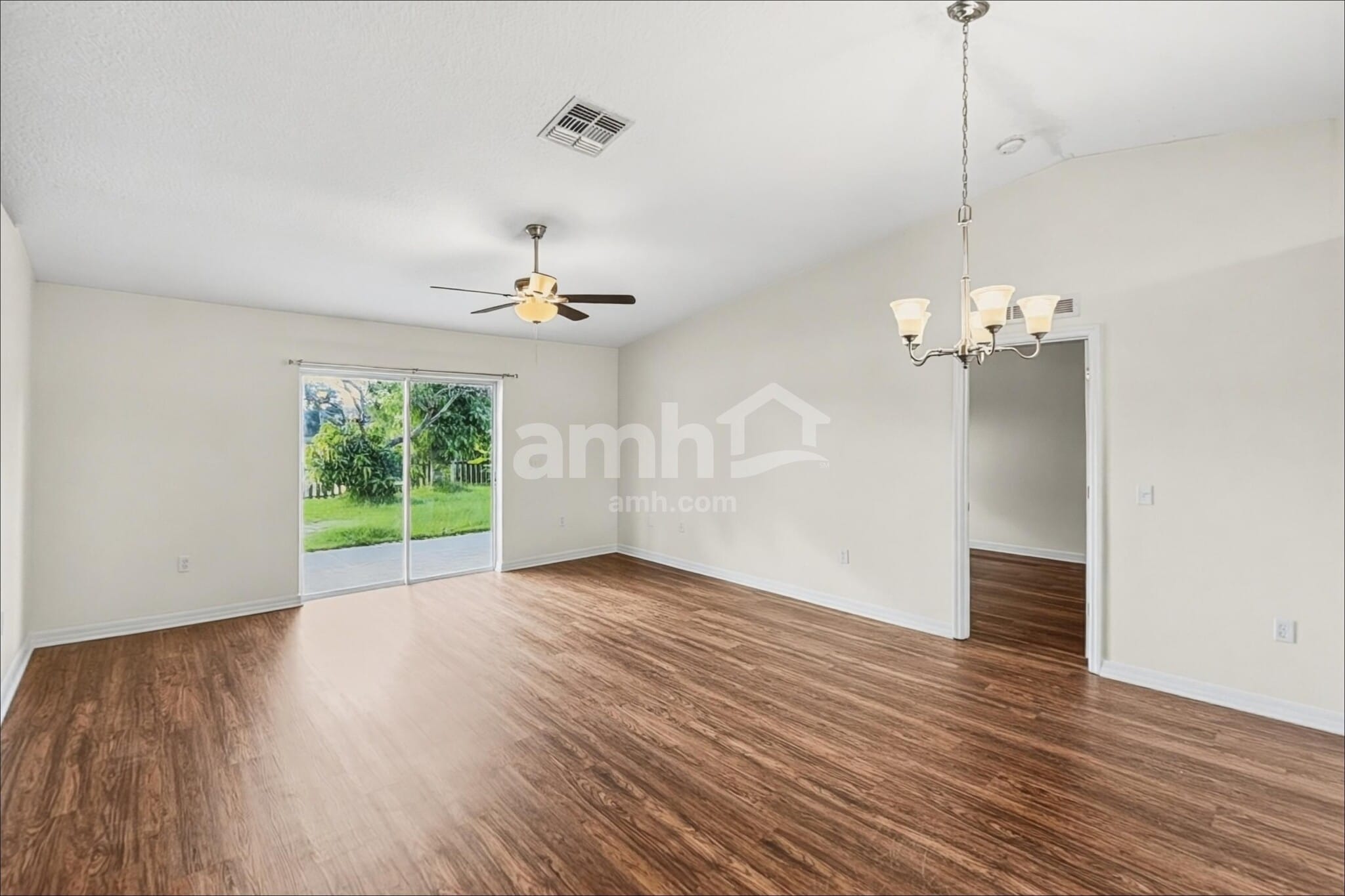 Building Photo - 520 Brown Bear Way