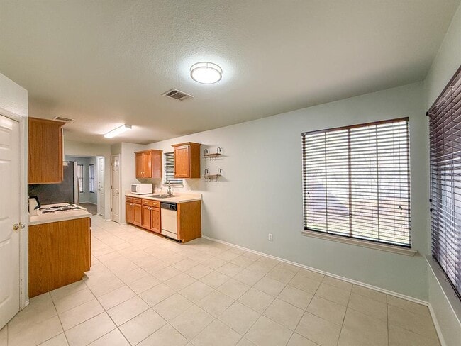 Building Photo - 11101 Franklins Tale Loop