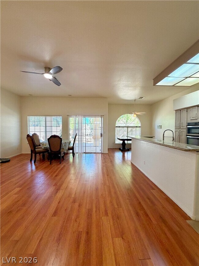 Building Photo - 6216 Pride Ln