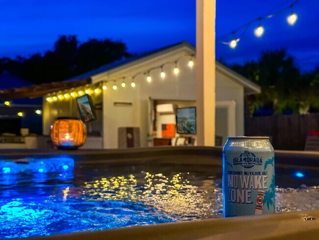 Building Photo - 94 Cobia St