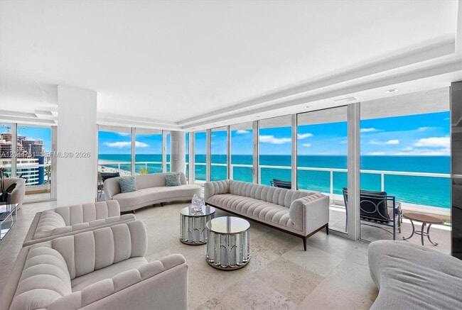 Building Photo - 5025 Collins Ave