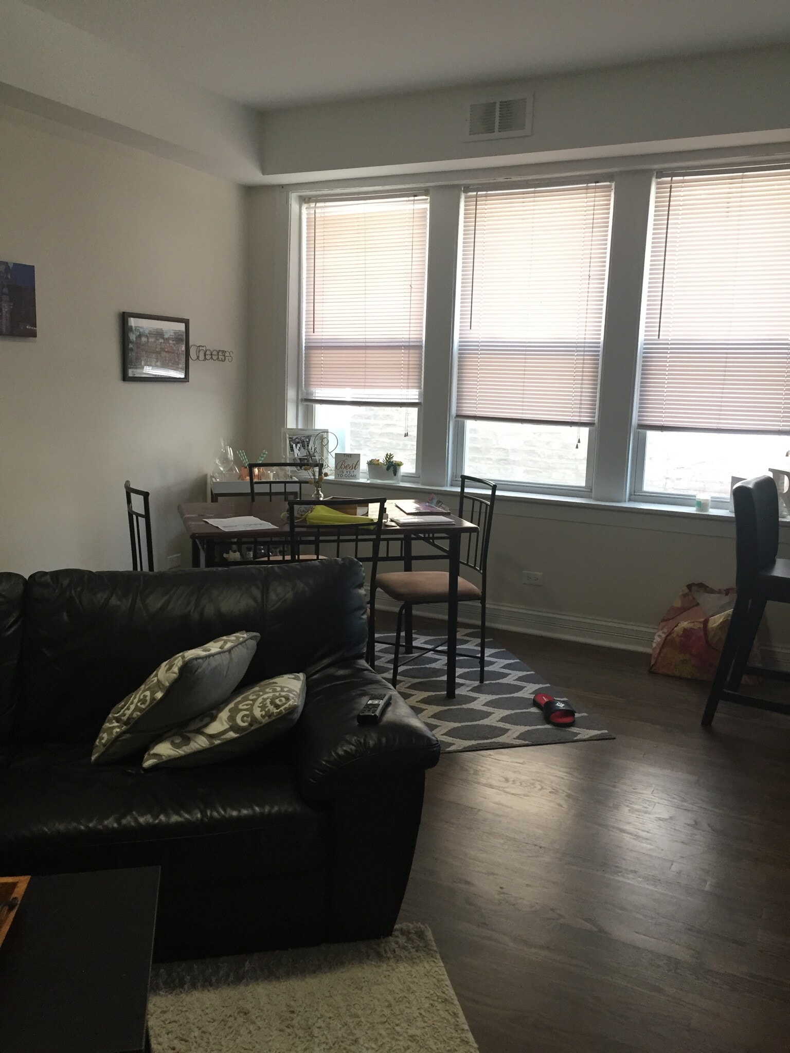 Building Photo - 1307 North Artesian Avenue, Unit 2