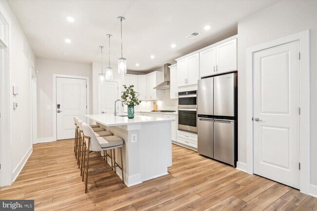 Building Photo - 104 St Ives Pl