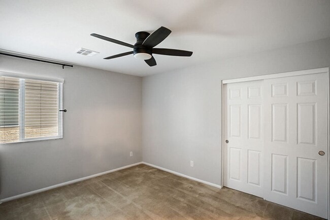 Building Photo - Beautiful 3-Bedroom Home in the Gated Sedona Ranch Community