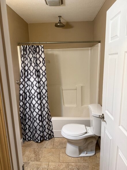 Bathroom - 1824 7th Ave