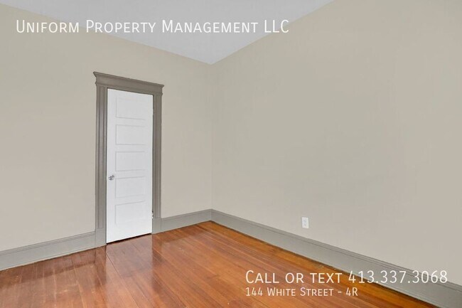 Building Photo - 144 White St