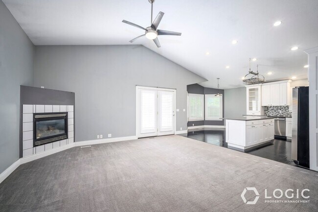 Building Photo - 9385 Tortellini Dr