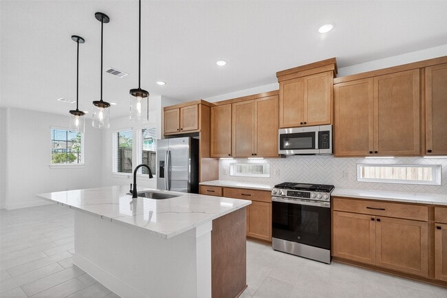 Building Photo - 24011 Breezy Bank Trl