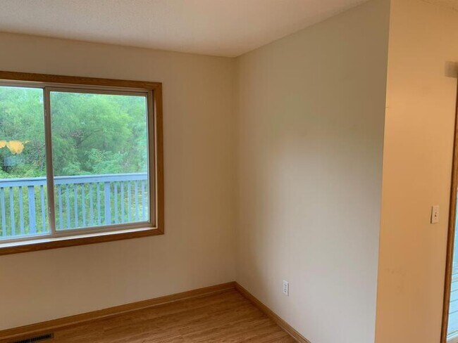 Building Photo - 6403 River Mill Dr