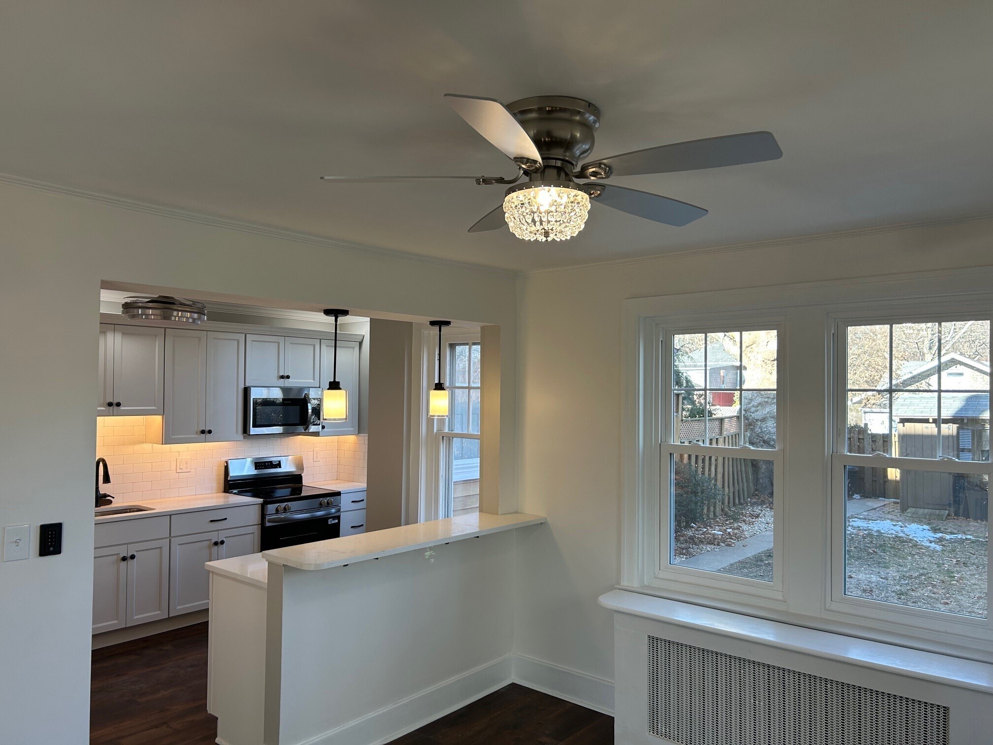 Building Photo - 1407 Delaware Ave