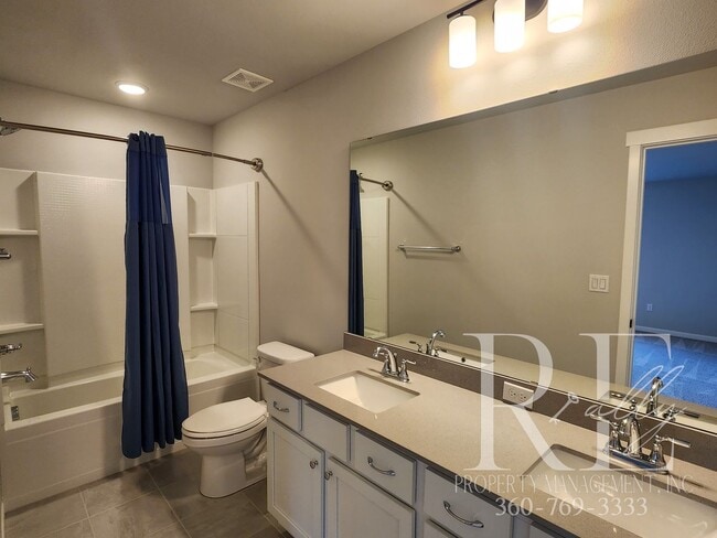 Building Photo - Elegant McCormick Woods Home with Spacious Layout & Modern Touches