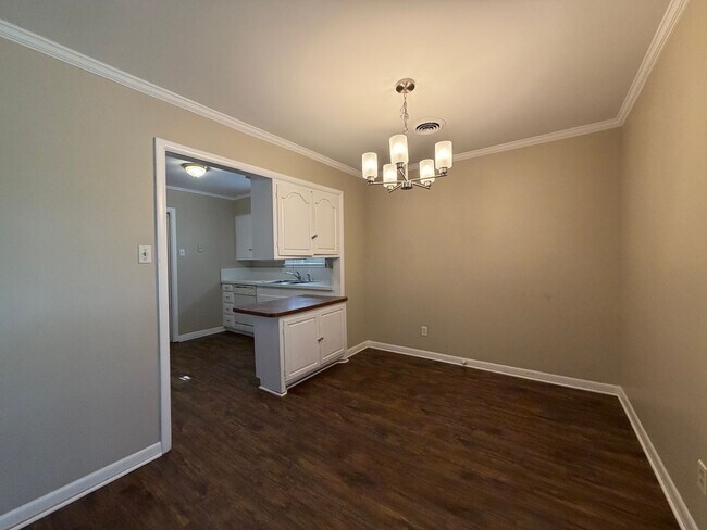Building Photo - 4416 Granbury Rd