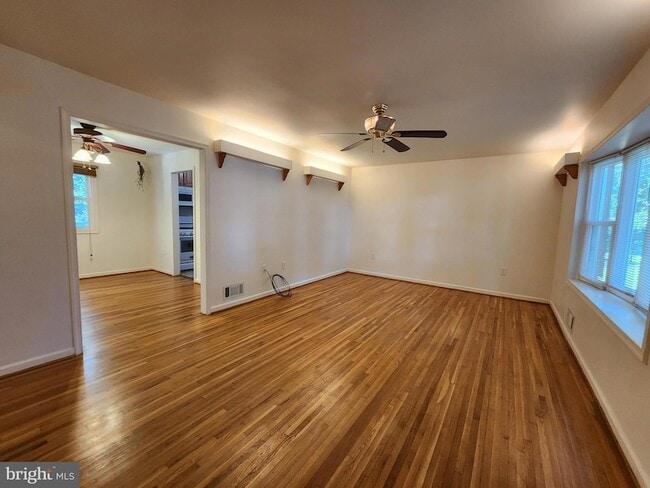Building Photo - 13805 Fulmer Dr