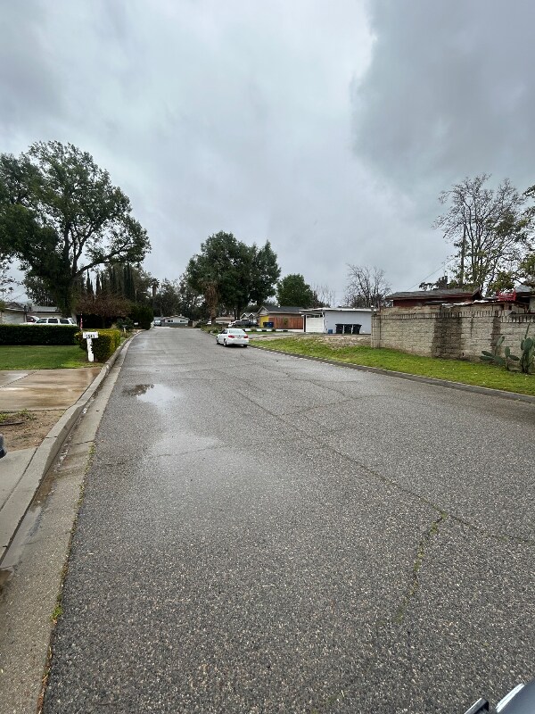 Building Photo - 3490 Burl Dr