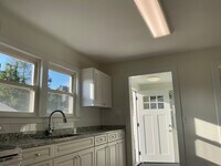 Building Photo - 35 West St