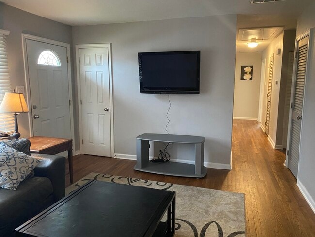 Building Photo - 3561 Galahad Dr